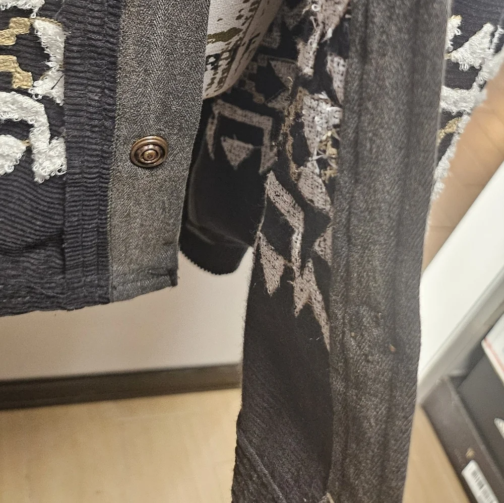 We The Free Cozy Up Embroidered Shirt - Picture 9 of 10